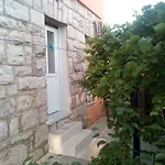 Doris Apartman
